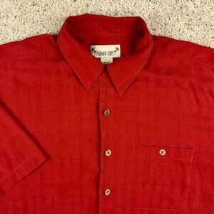 Paradise Coves Mens Red All Silk Short Sleeve Hawaiian Shirt Size Large Buttons